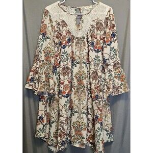 Umgee Womens Tunic Top Size Medium Floral Boho Lace Yoke Bell Sleeve Blouse